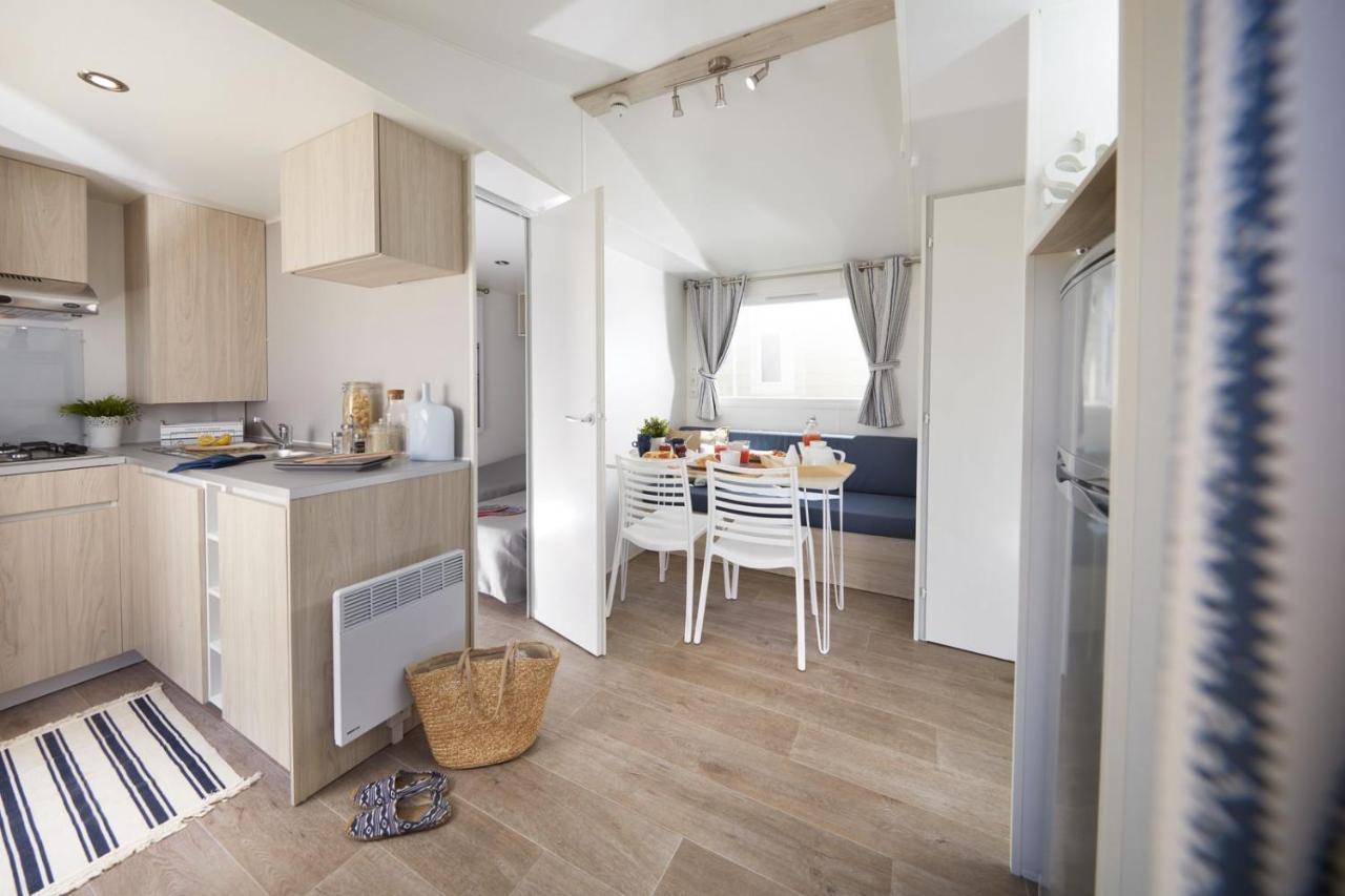 Camping Vila Village Sant Feliu de Buixalleu Екстериор снимка