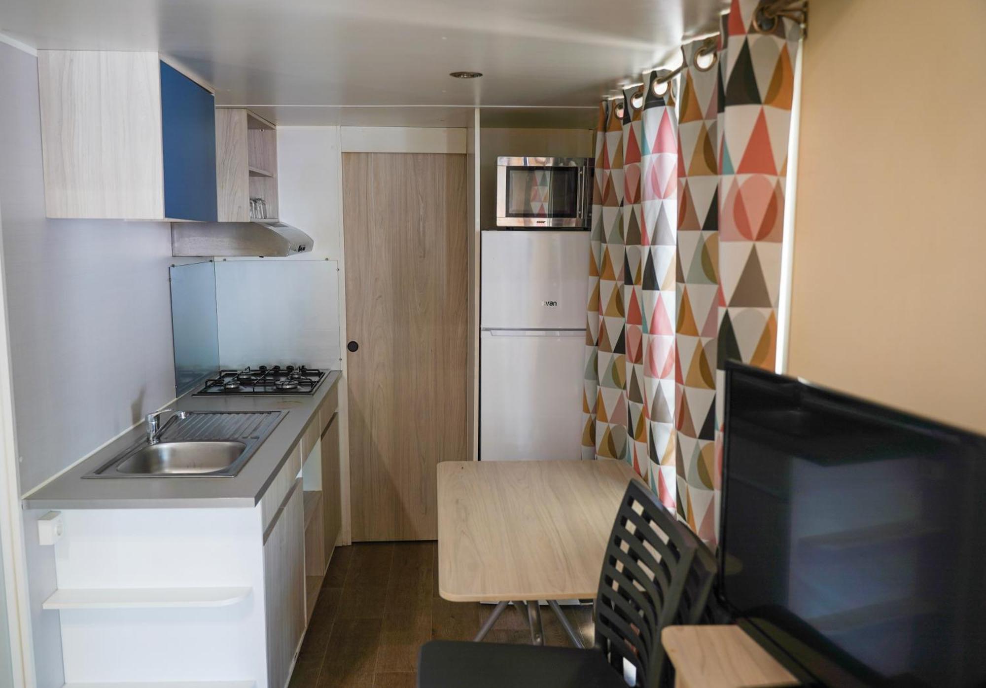 Camping Vila Village Sant Feliu de Buixalleu Екстериор снимка