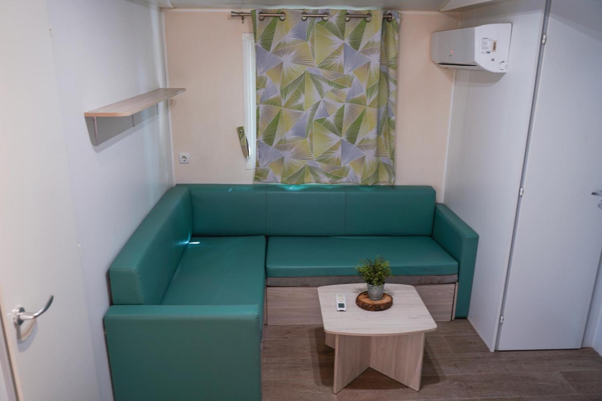 Camping Vila Village Sant Feliu de Buixalleu Екстериор снимка