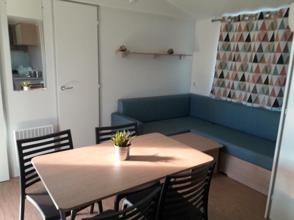 Camping Vila Village Sant Feliu de Buixalleu Екстериор снимка