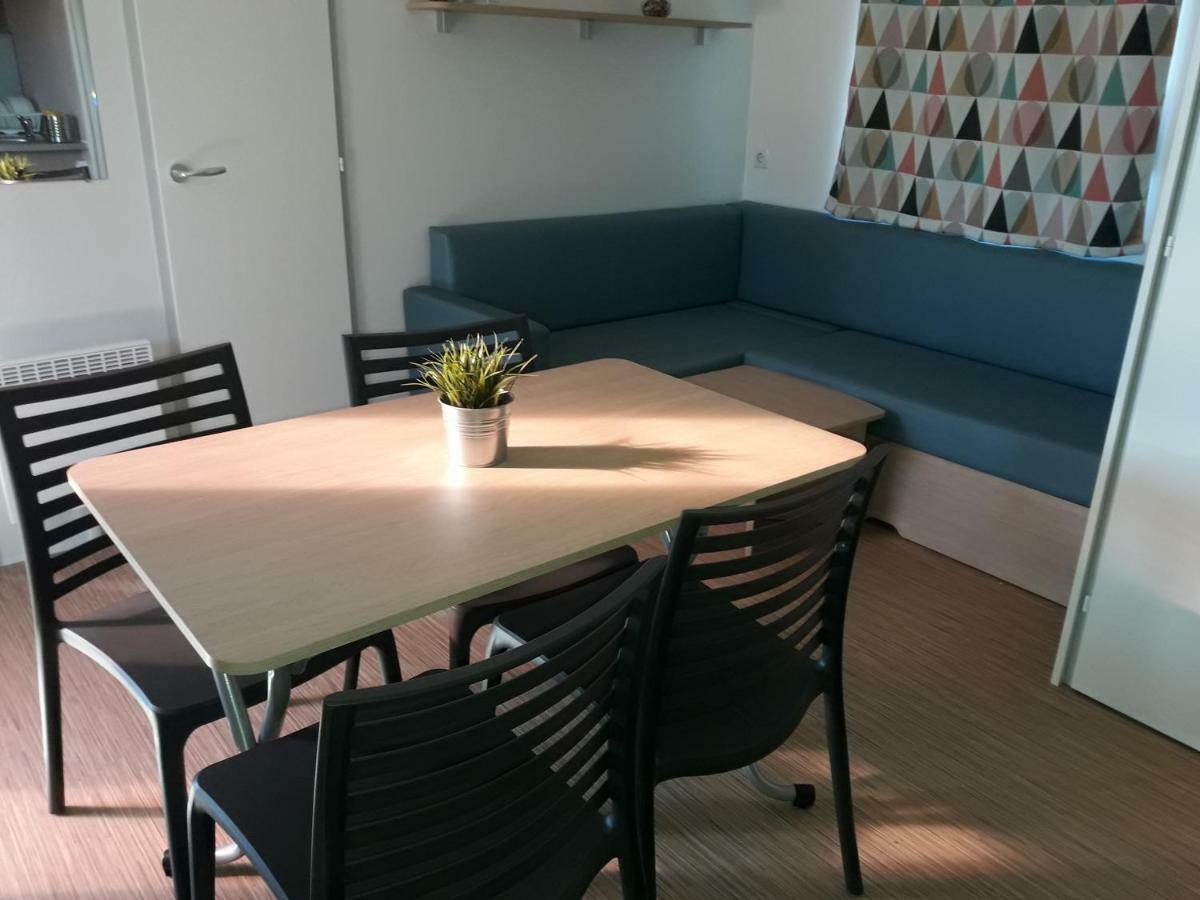 Camping Vila Village Sant Feliu de Buixalleu Екстериор снимка