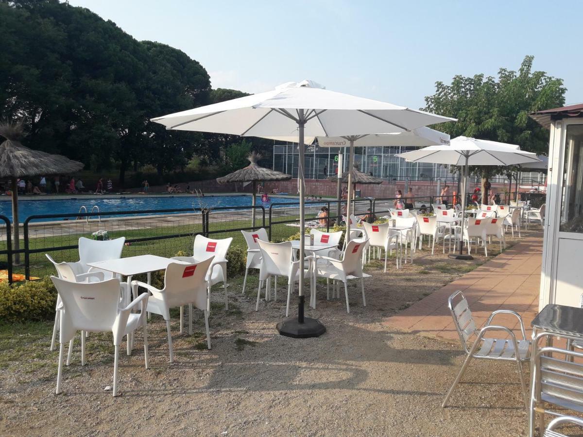 Camping Vila Village Sant Feliu de Buixalleu Екстериор снимка